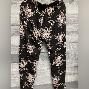 Gypsies and moon dust floral pants black large